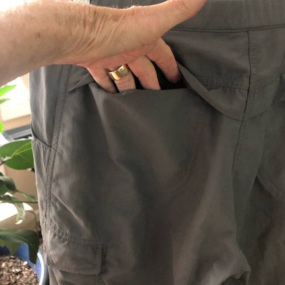 Mountain Equipment Co-op pants size 10 - Picture 6 of 8